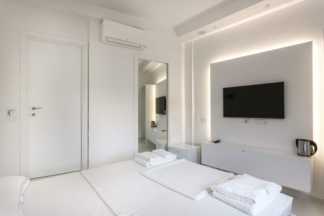 Al Molo Sea View Rooms Lerici Bagian luar foto
